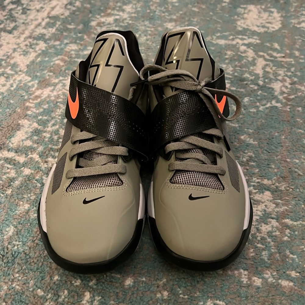 Nike KD 4 Rougue(green Undefeated)